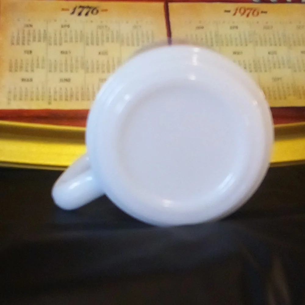 Bicentennial tin tray & milk glass mug EUC 1776 - 1976 USA - Picture 4 of 8